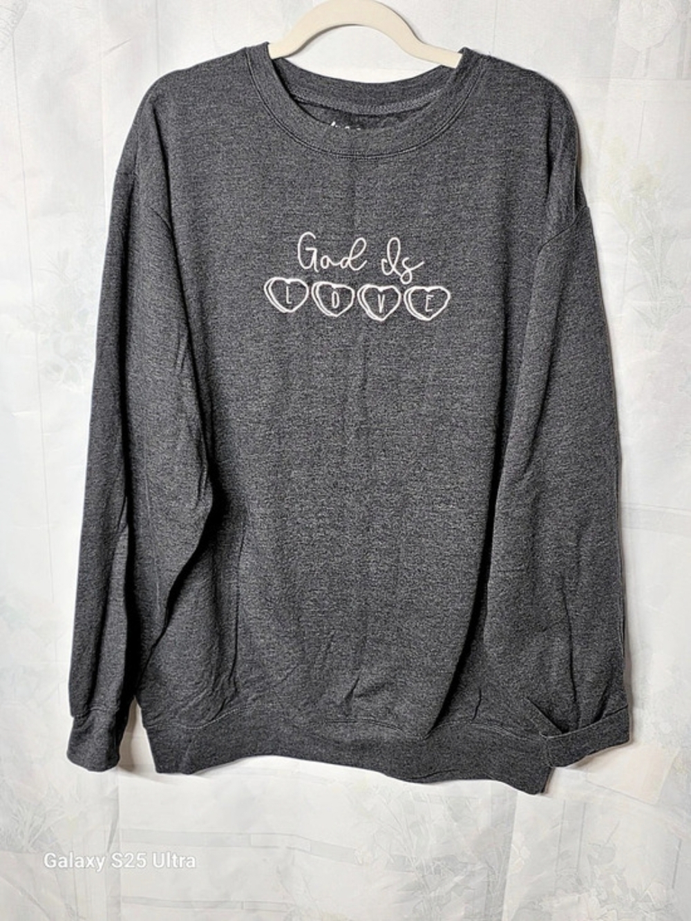 Love In Faith God is Love Sweatshirt 3XL Gray